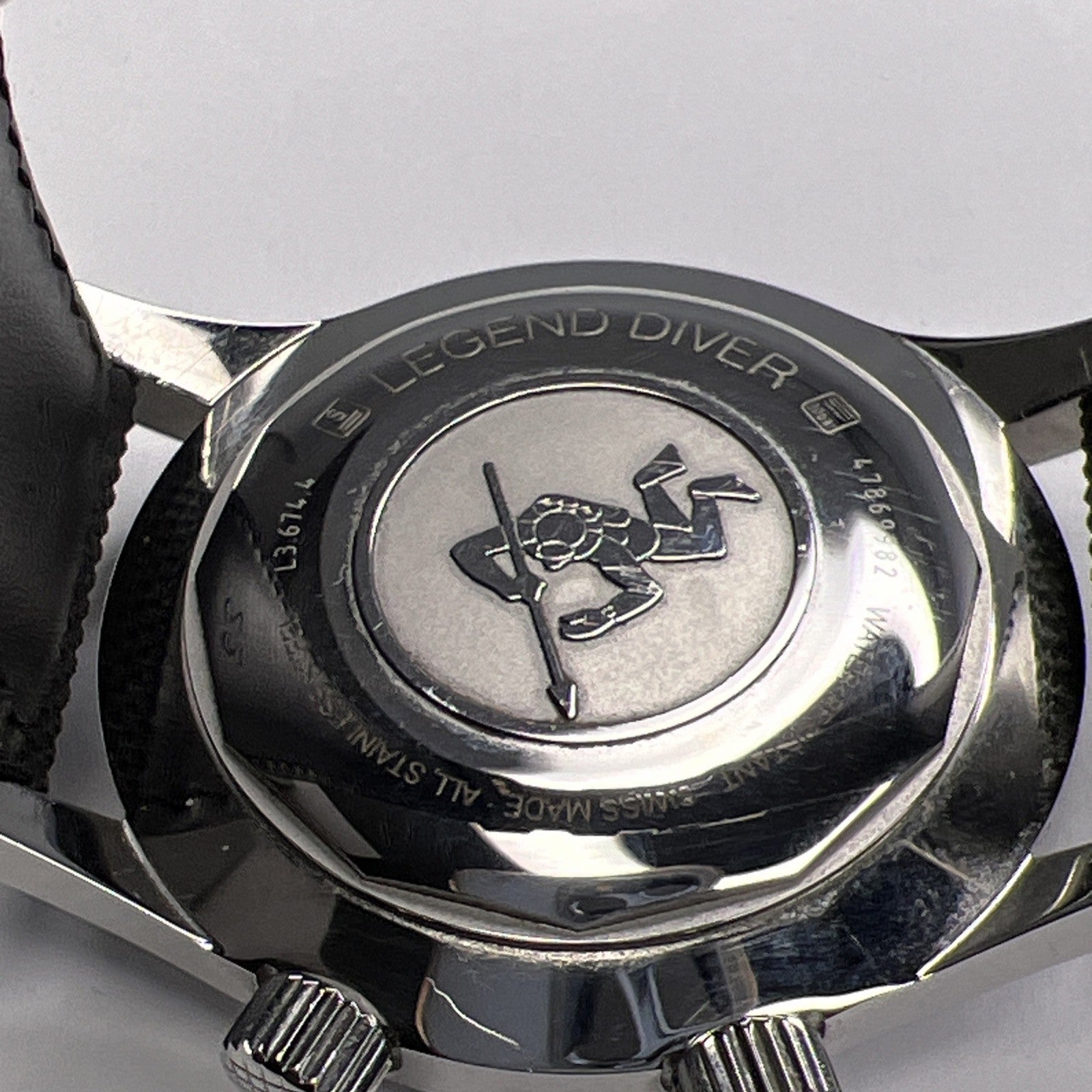 Longines Legend Diver 42mm Black Dial Mens Automatic Date Watch L3.674.4 w/ Box