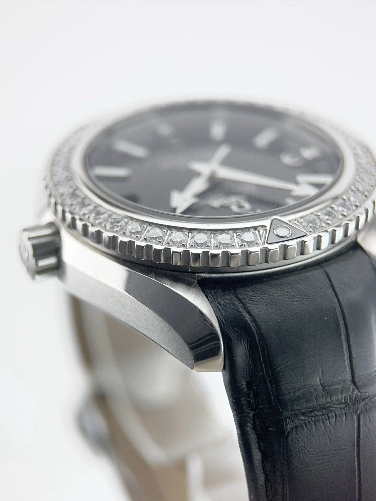 Omega Seamaster Planet Ocean Black Dial 42mm Automatic 232.18.42.21.01.001