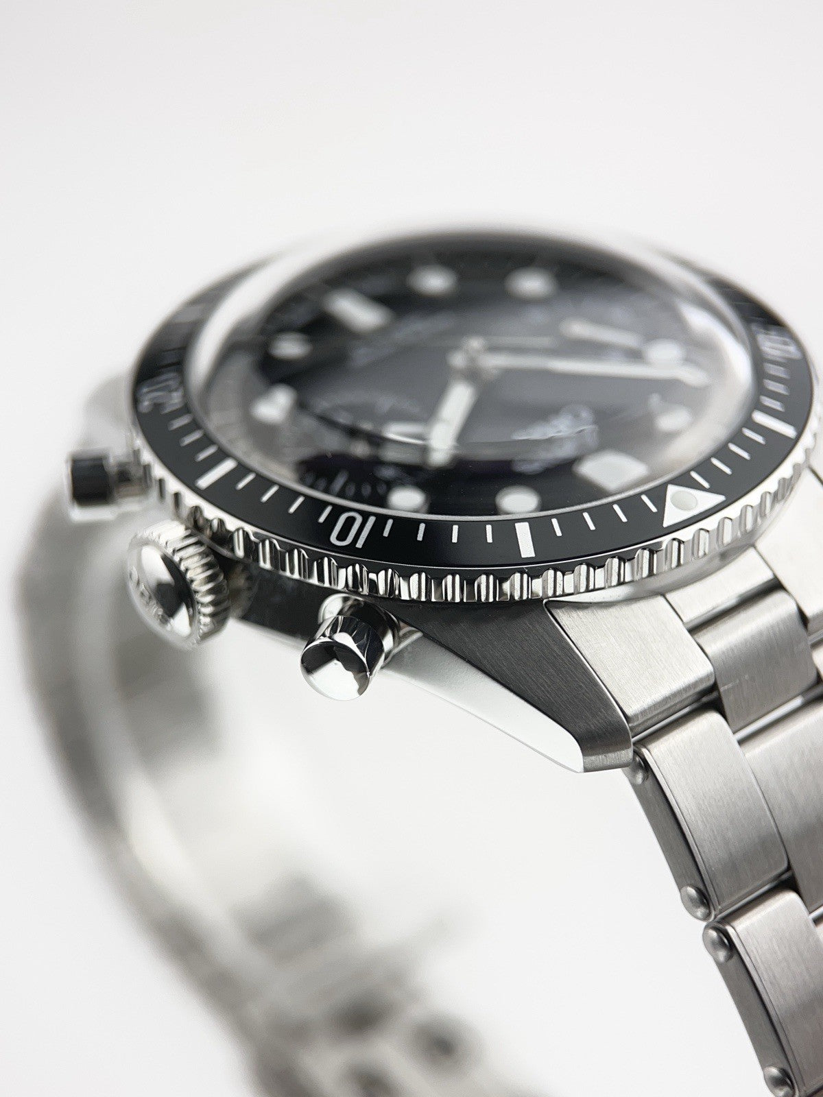 Oris Divers Sixty Five Stainless Steel Black Dial 40mm Automatic Watch 7791