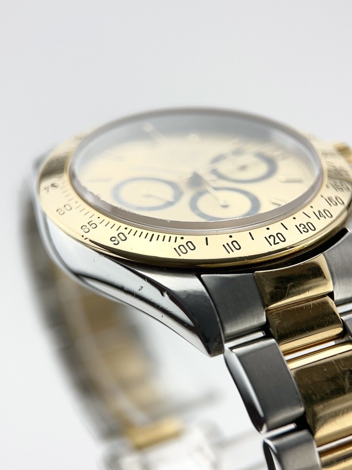 Rolex Daytona Gold Dial 40mm Automatic Men's Watch - Ref. 16523 18k Gold/steel