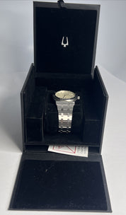 1970's Vintage Stainless Steel Bulova "Royal Oak" 4420101 Automatic Date Watch