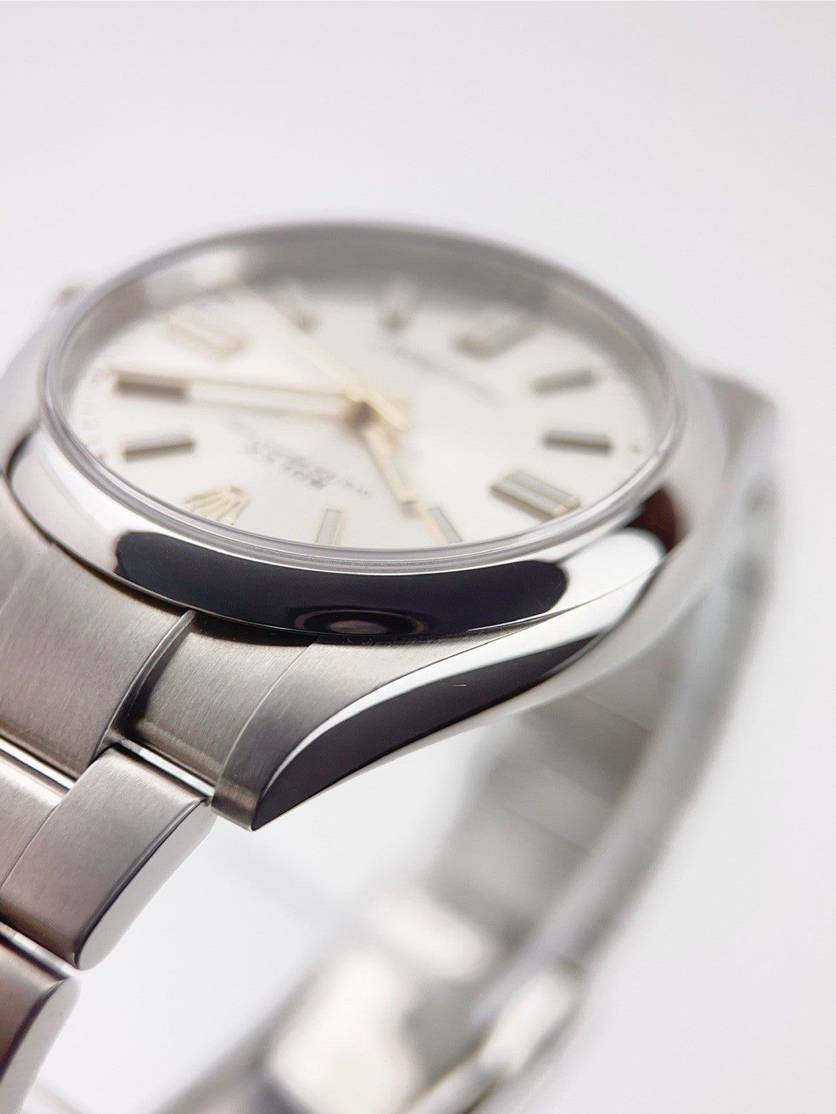 Rolex Oyster Perpetual 1243000