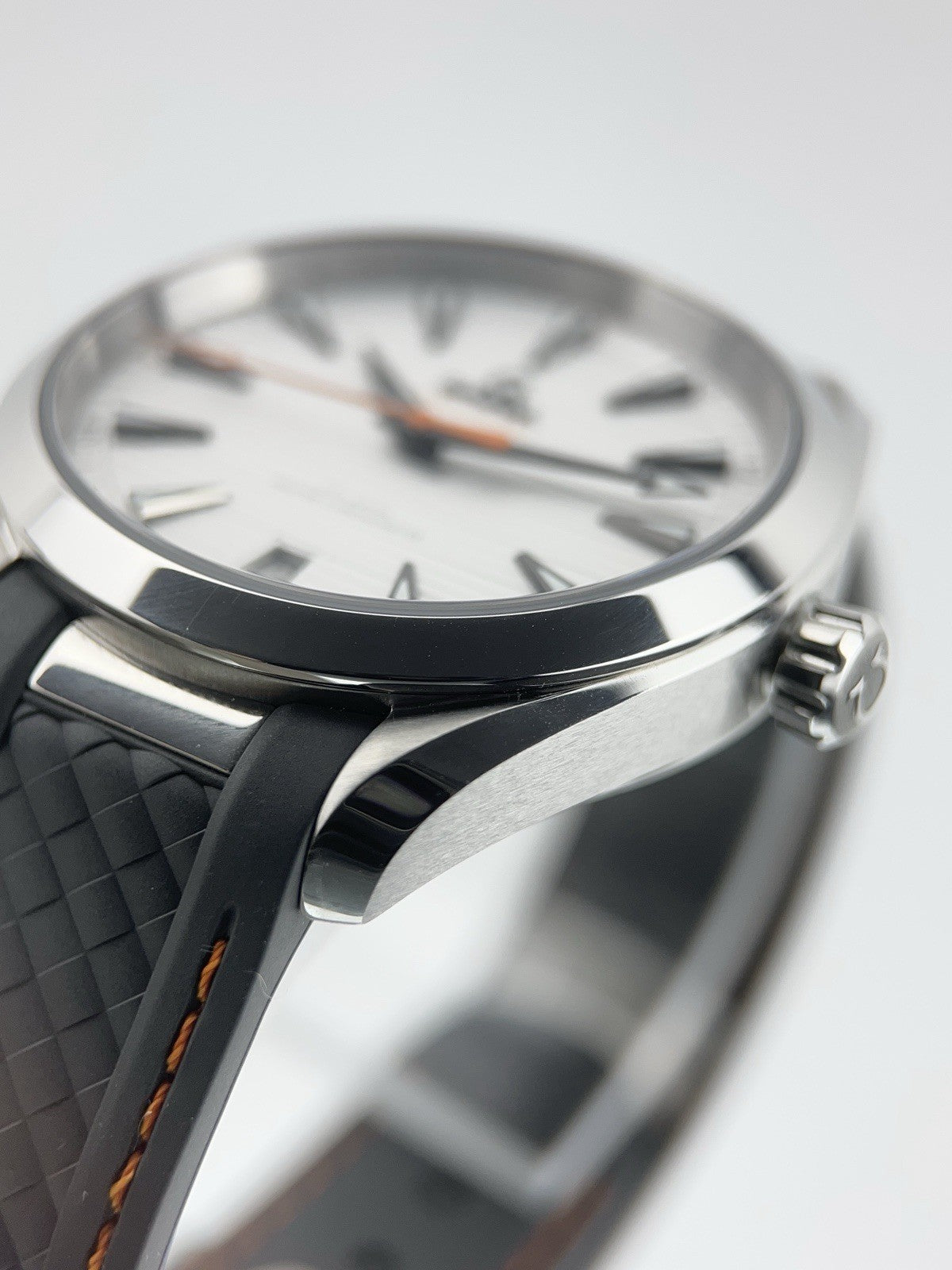 Omega Seamaster Aqua Terra Steel White Dial 41mm Automatic 220.12.41.21.03.002