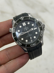 Omega Seamaster Diver Steel Green Dial 42mm Automatic Mens 210.32.42.20.10.001