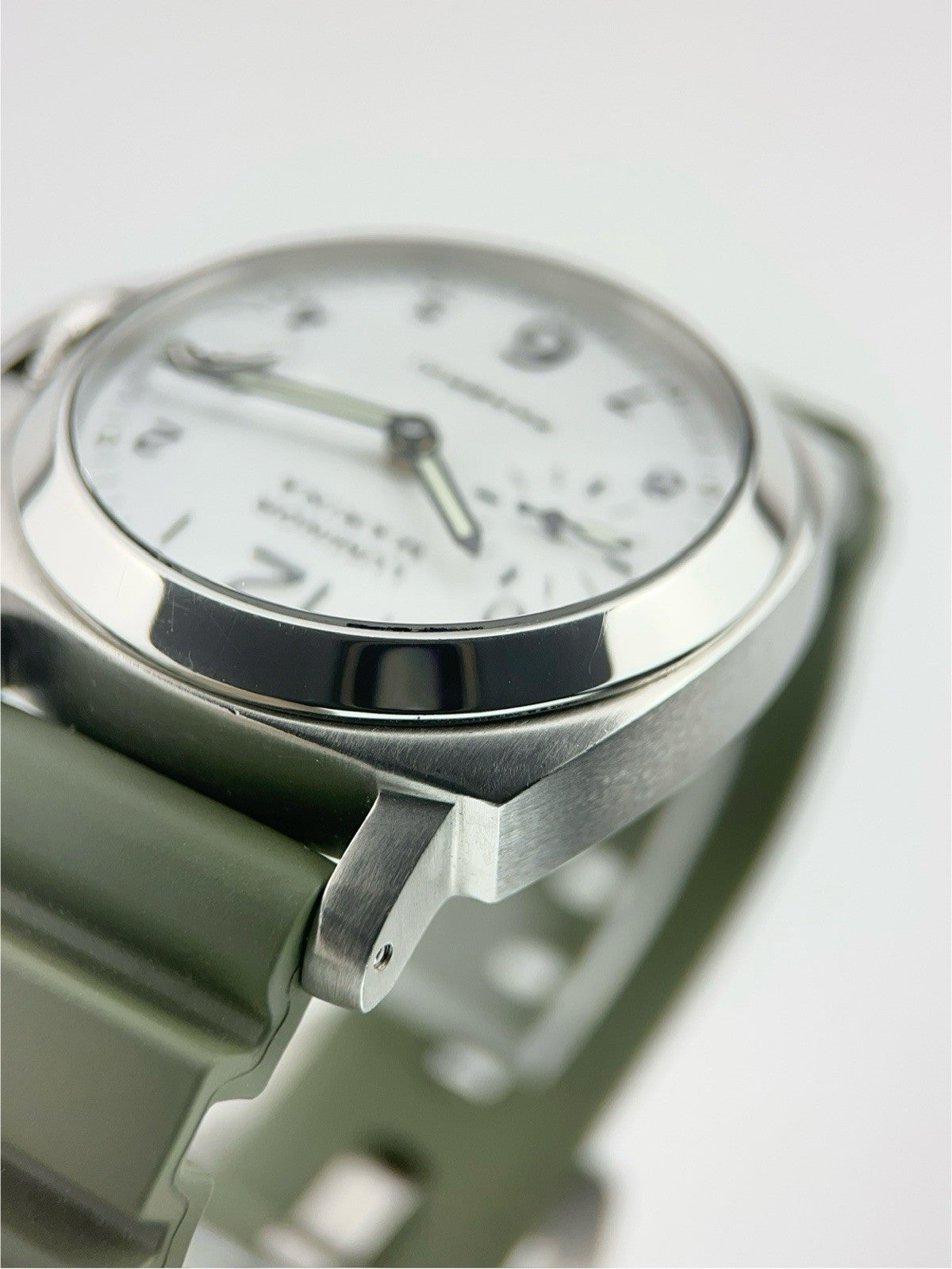 Panerai Luminor Marina Steel White Dial 40mm Automatic Men's Watch PAM0049