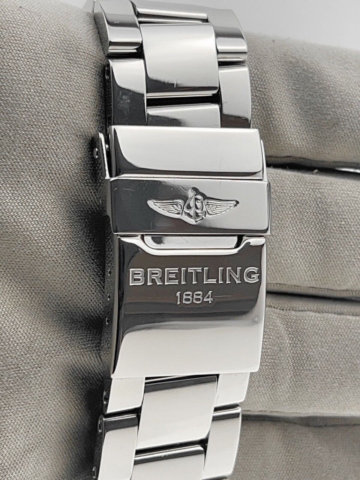 Breitling Avenger II GMT Steel 43mm Black A32390 Bracelet Automatic Box & Papers