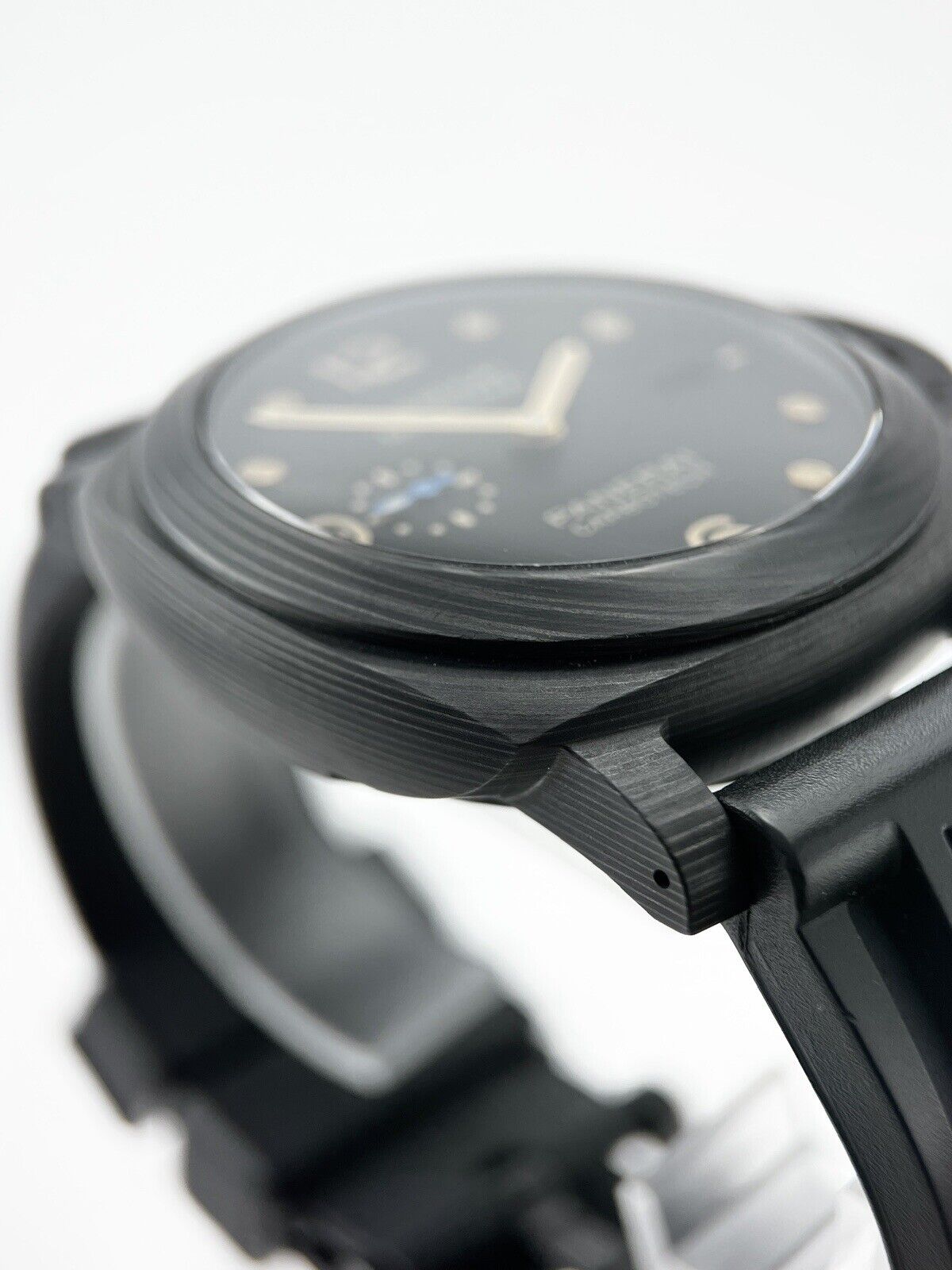 Panerai Luminor Marina 1950 Carbotech 44mm Automatic PAM00661 Carbon Watch