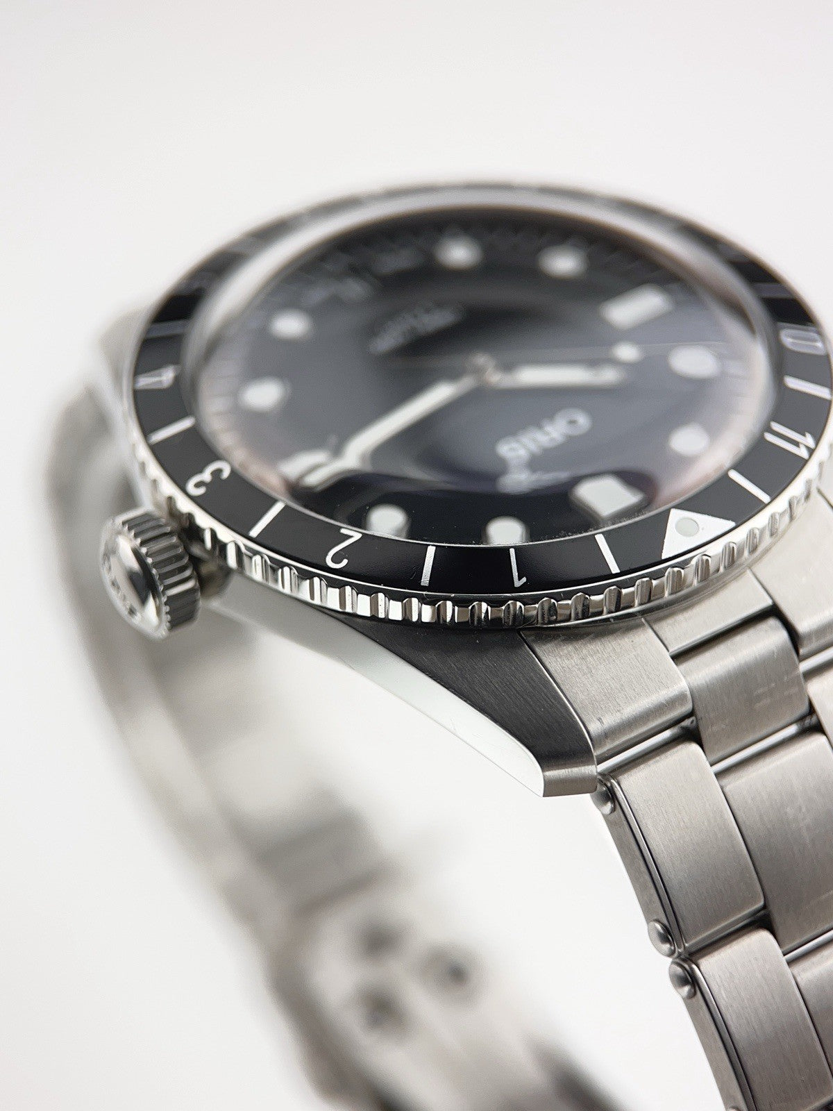 Oris Divers Sixty-Five 12H Calibre 400 Steel Automatic Men's Watch 7772