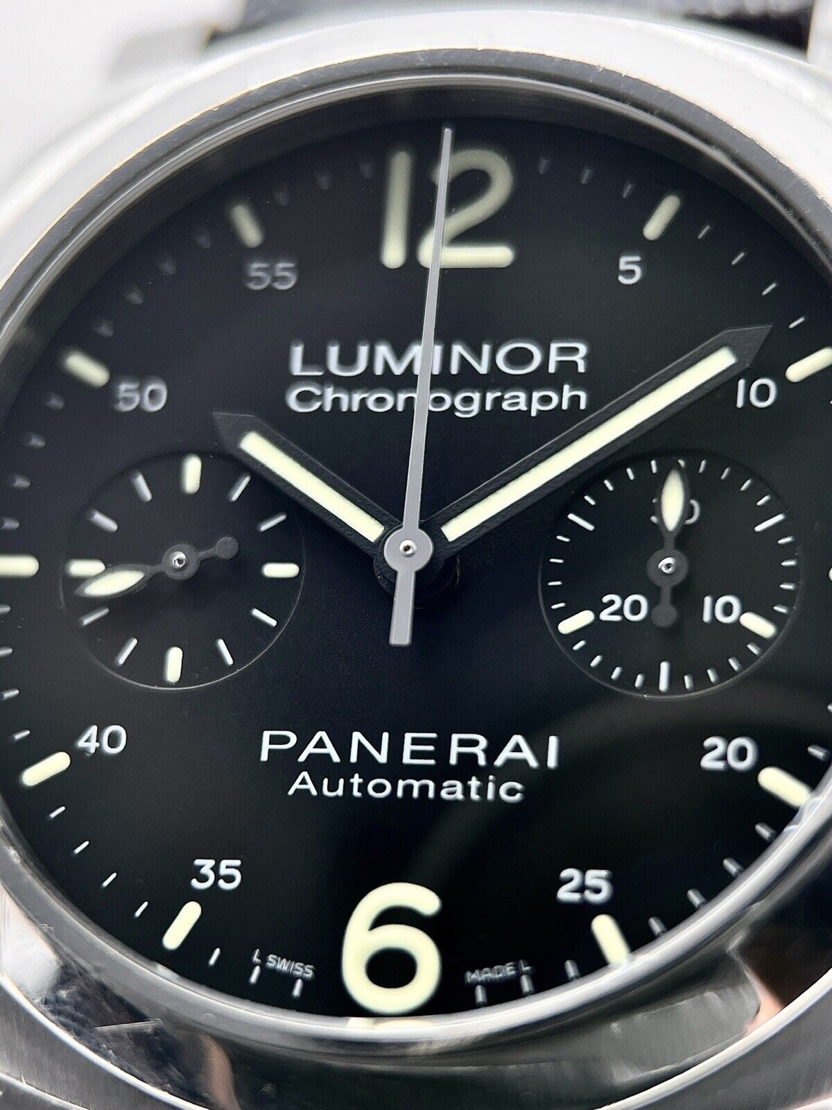 Panerai-Luminor Chronograph Steel 40mm Automatic Men’s Watch PAM00310 W/ B&P