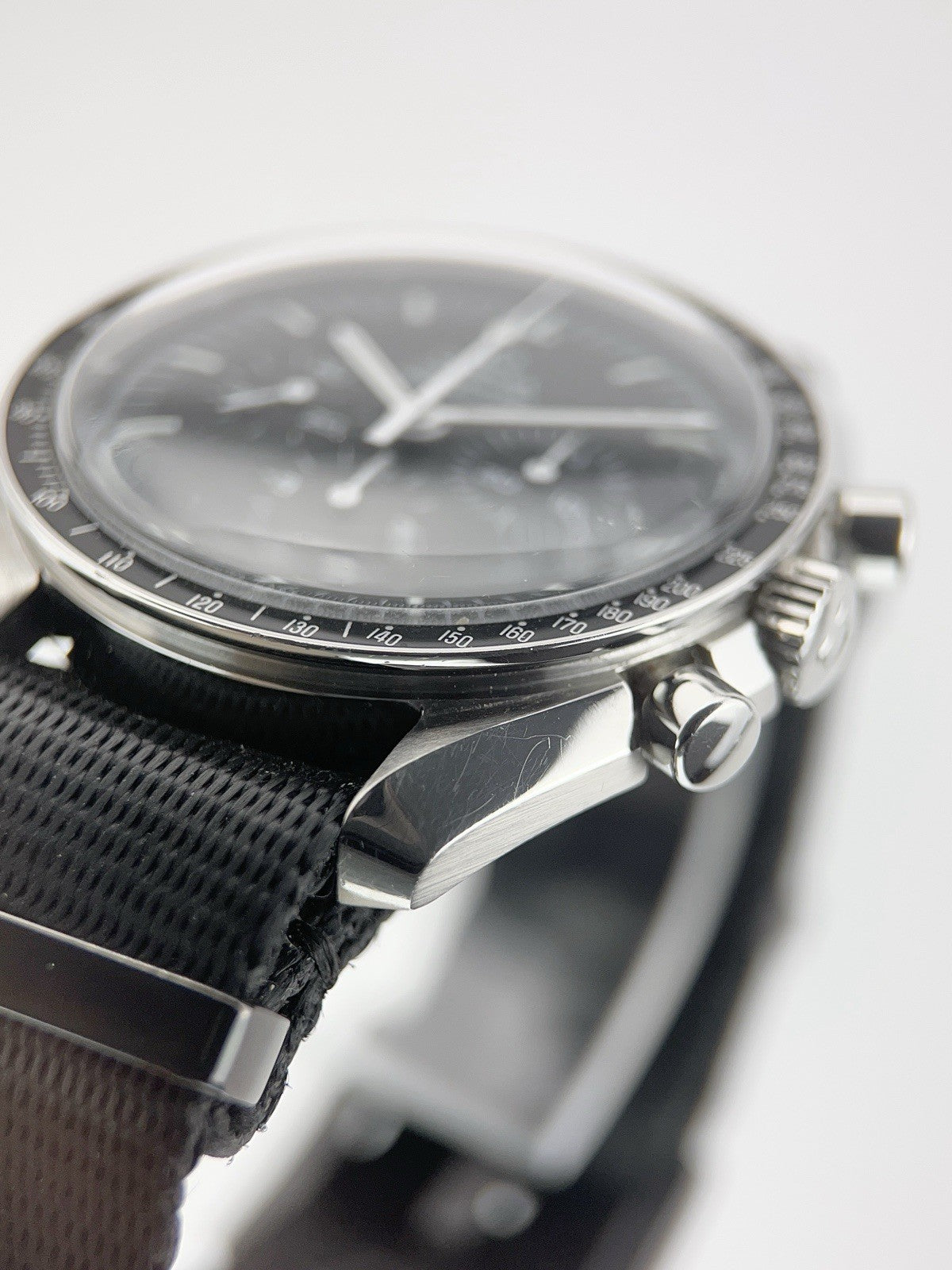 OMEGA Speedmaster Moonwatch Professional Chronograph 42mm 311.33.42.30.01.001