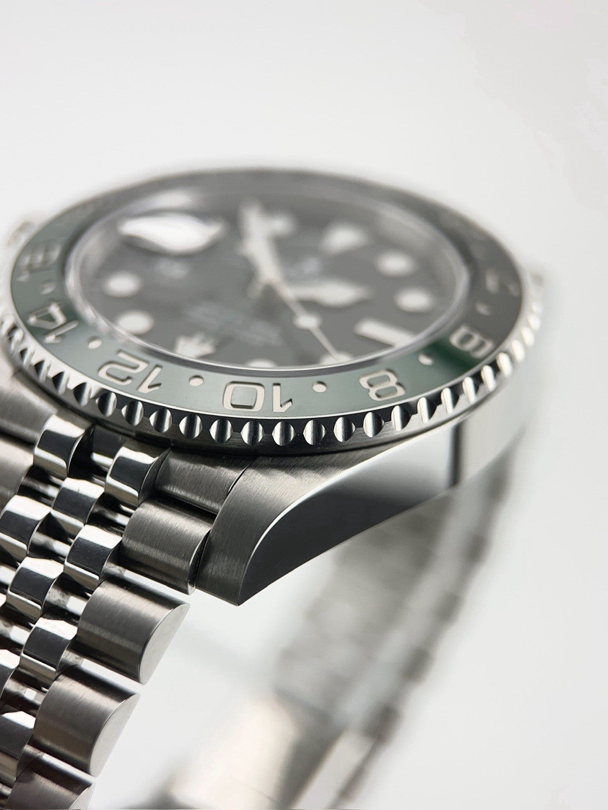 Rolex Sprite GMT-Master Stainless Steel Black Dial 40mm Auto Men’s 126720VTNR