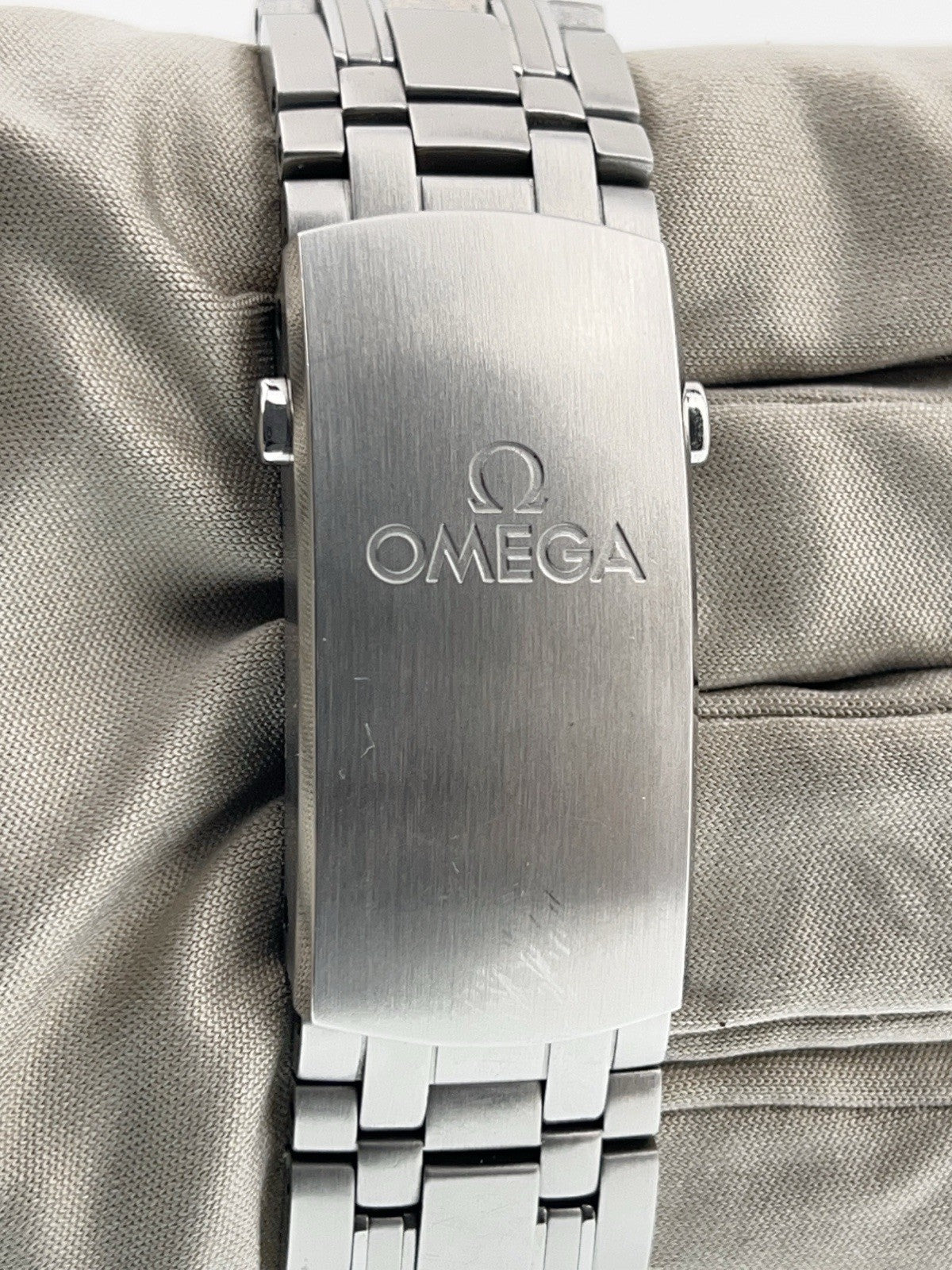 Omega Seamaster Chrono 210.30.44.51.01.001