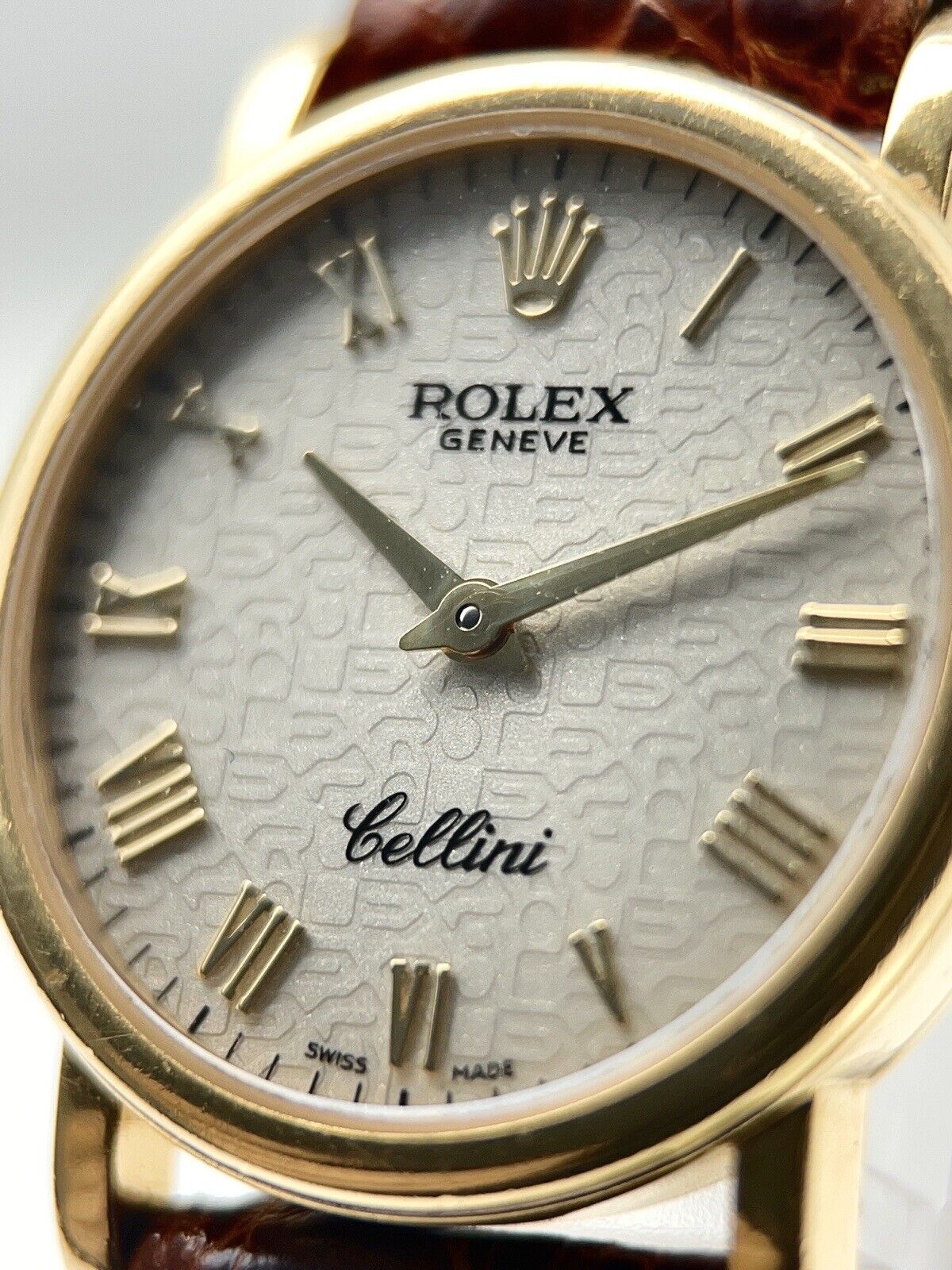 Rolex Cellini 6110/8 Yellow 18k Gold Quartz Women's Watch W/ Box And Papers