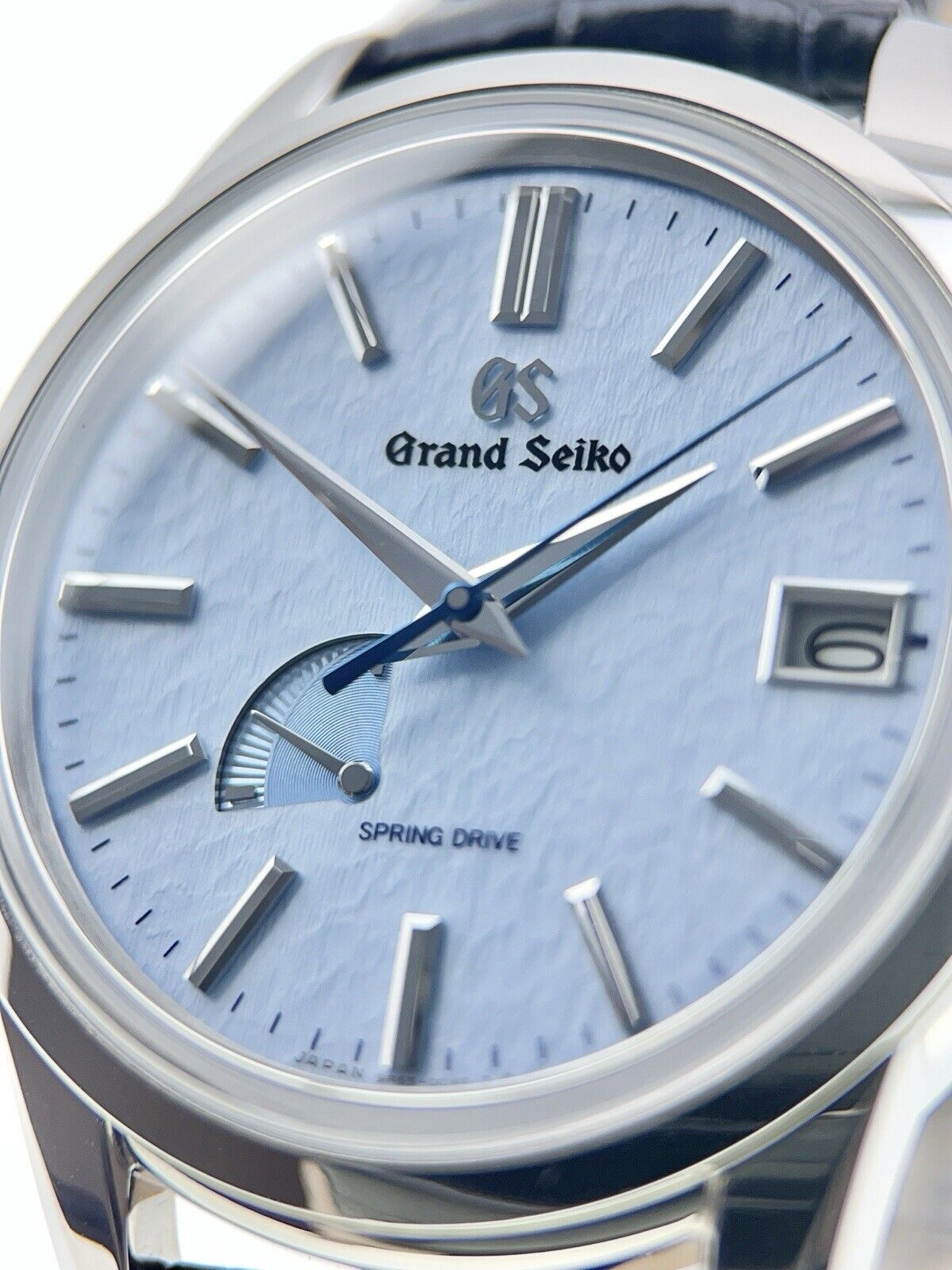 Grand Seiko Elegance Steel Blue Skyflake Dial 40mm Automatic Men’s Watch SBGA407