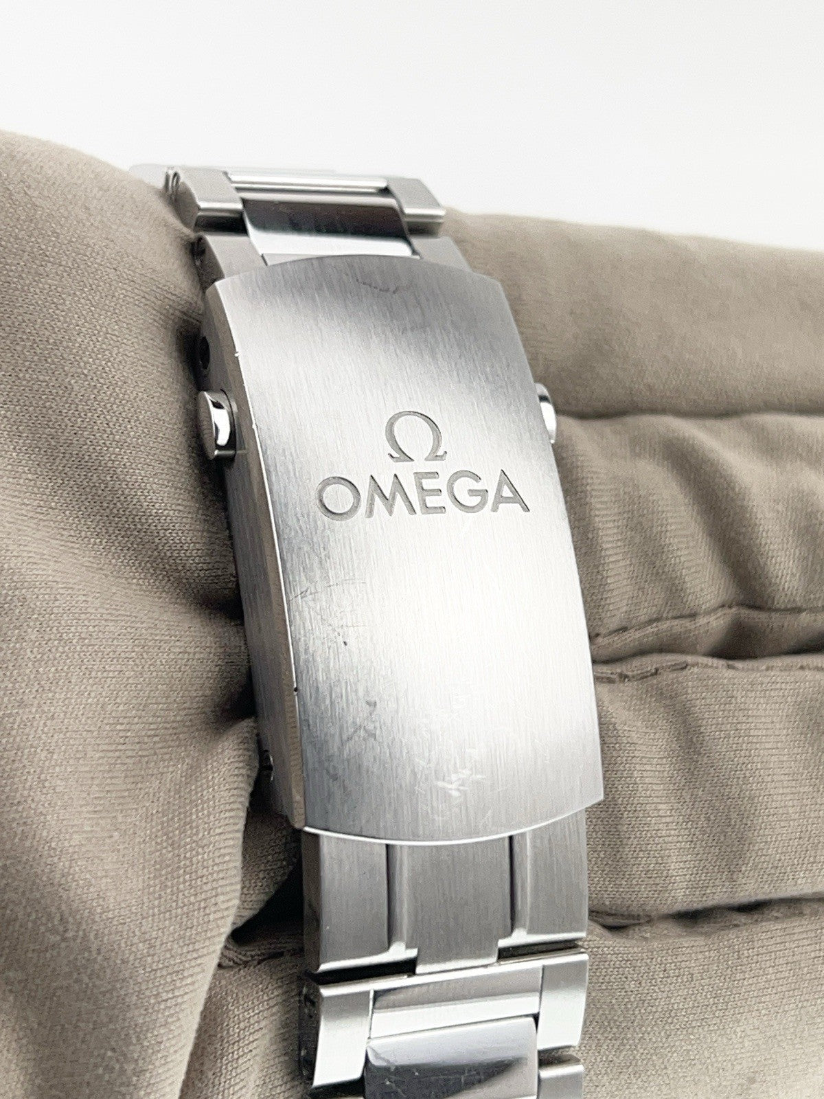 Omega Seamaster 233.30.41.21.001