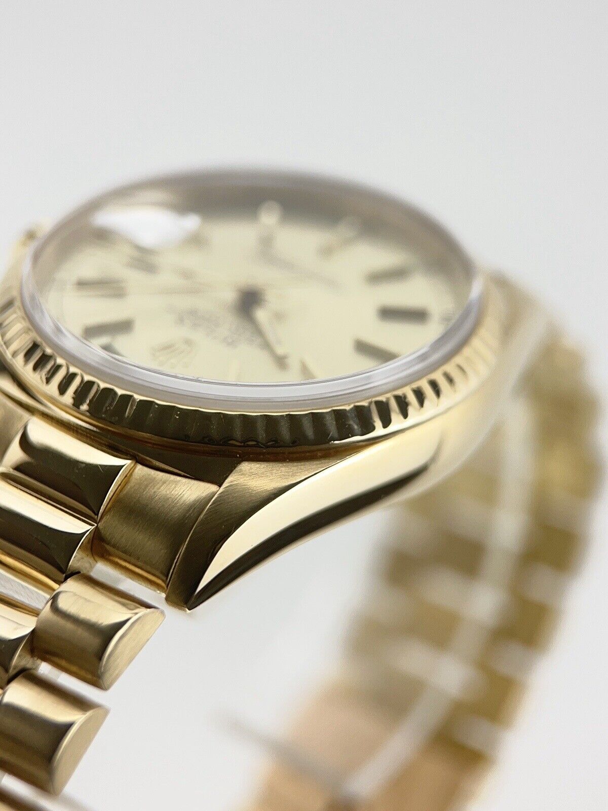 Rolex Day Date 18k Yellow Gold 36mm Double Quickset Automatic Men’s Watch 18238