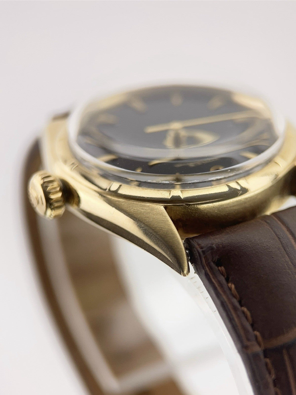 Rolex Oyster Perpetual 14k Gold Black Dial 34mm Automatic Men’s Watch 6084