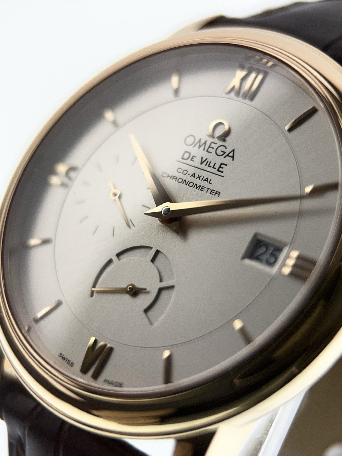Omega De Ville 18k Rose Gold Silver Dial 39.5mm Auto Watch 424.53.40.21.02.001