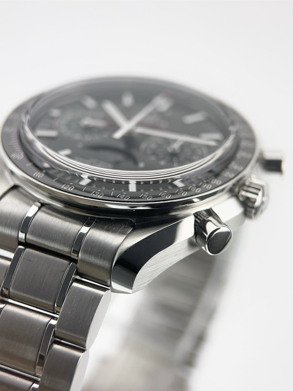 New Omega Speedmaster 304.30.44.52.01.001