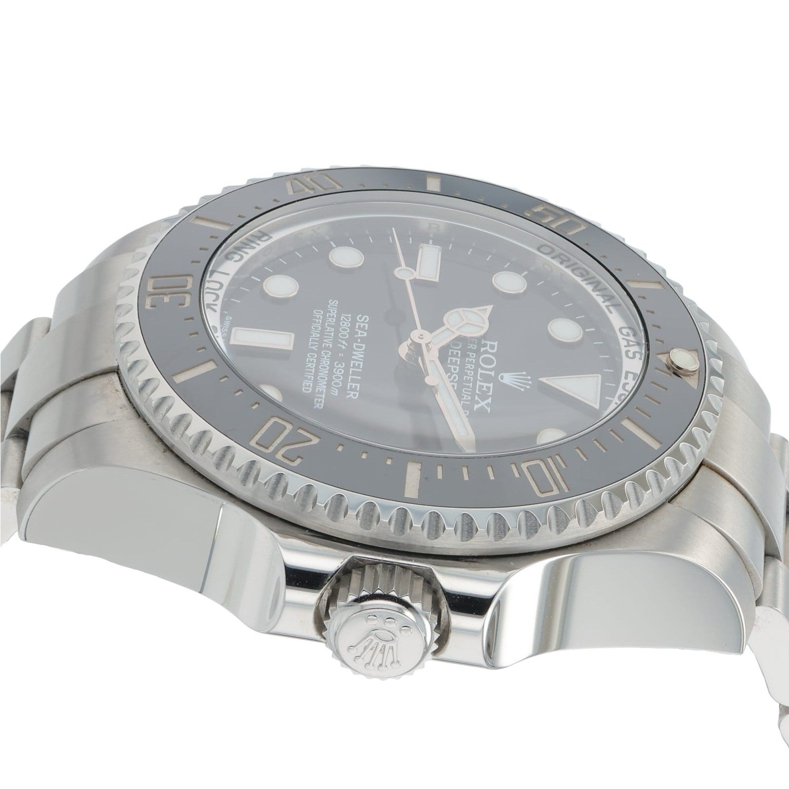Rolex Sea-Dweller Stainless Steel Black Dial 44mm Automatic Mens Watch 116660