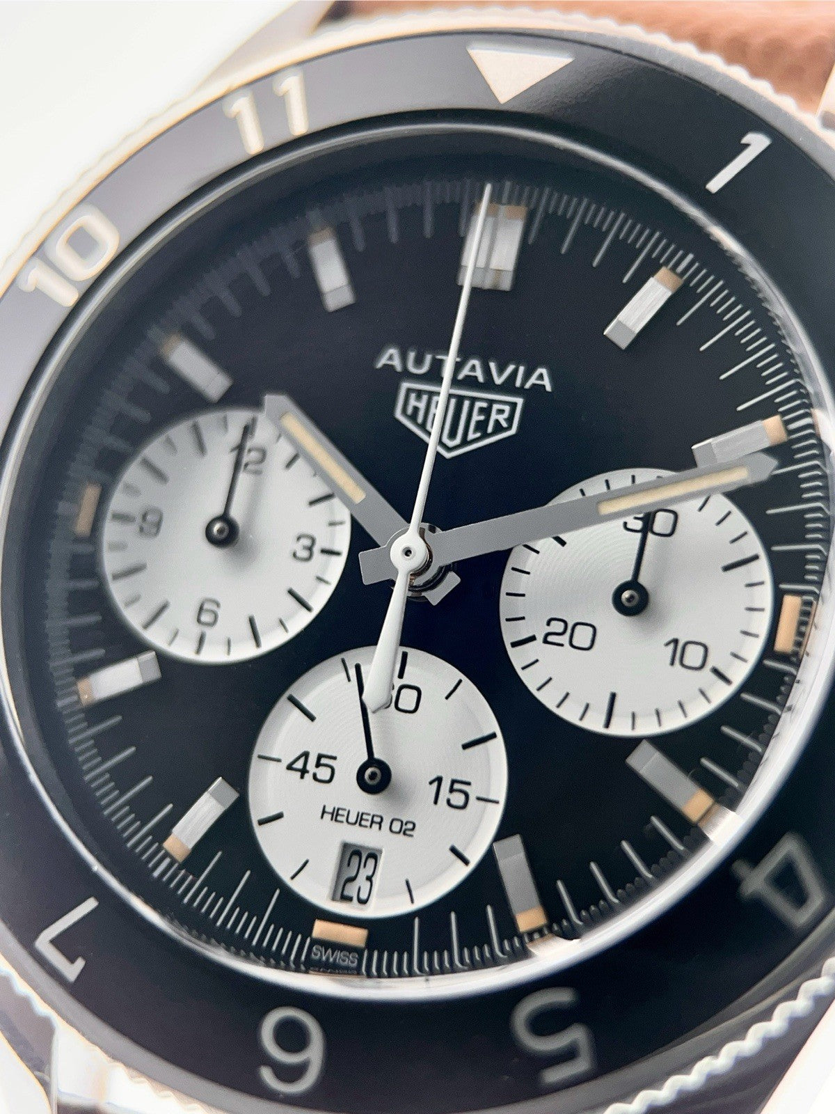 Tag Heuer Autavia Stainless Steel Black Dial 42mm Automatic Mens Watch CBE2110-0