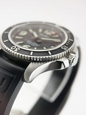 Breitling Superocean Stainless Steel Black Dial 42mm Automatic Mens Watch A17366