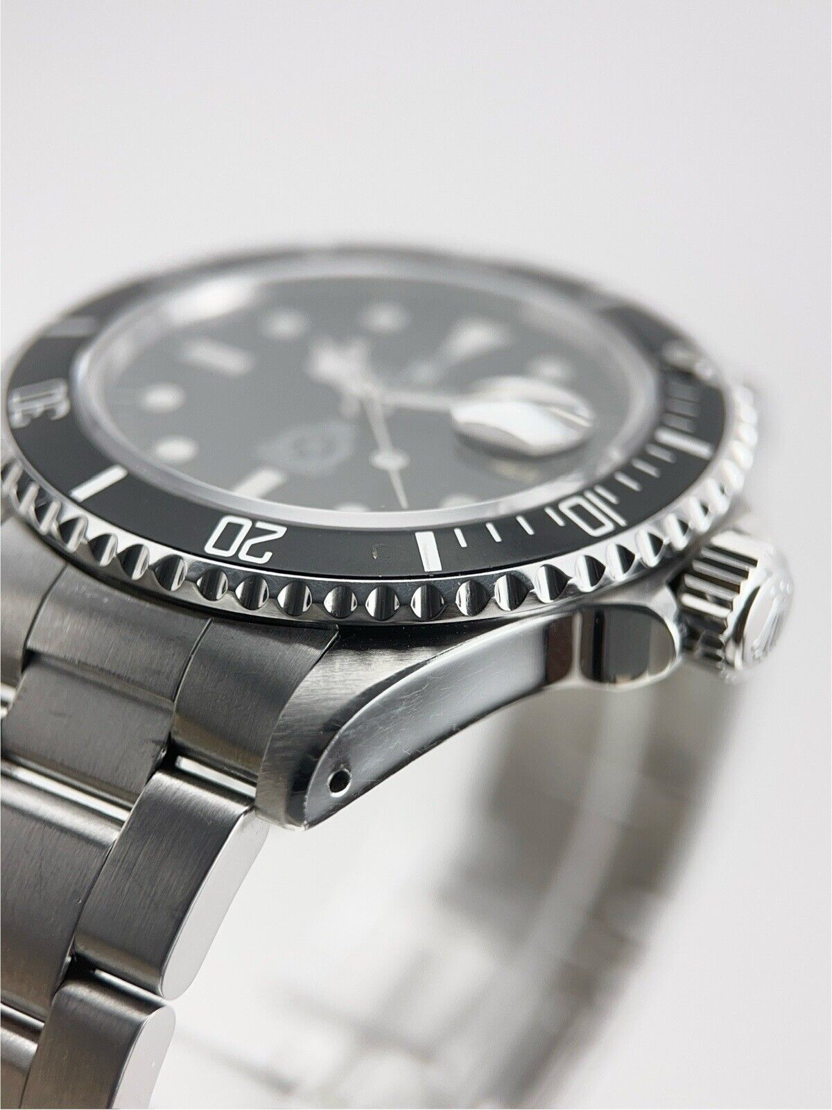 Rolex Submariner Date Stainless Steel Black 40mm Automatic Men’s Watch 16800