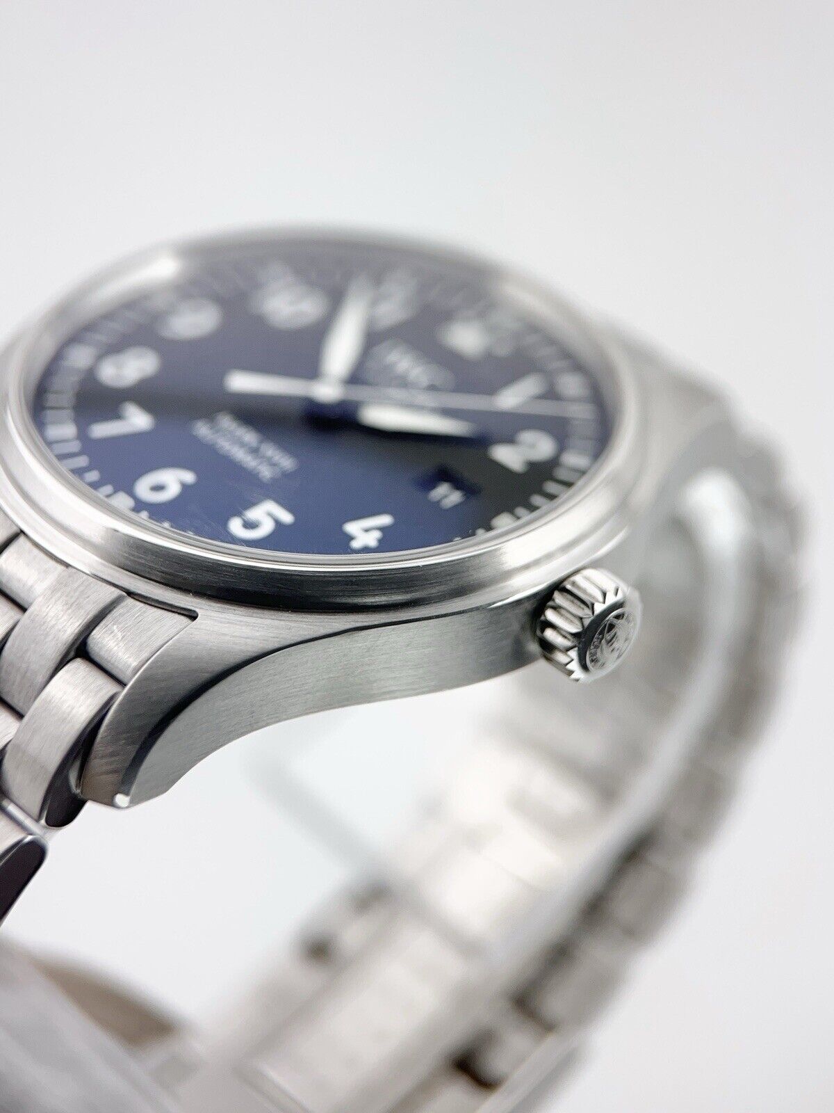 IWC IW327015 for Donald. Trade enroute.