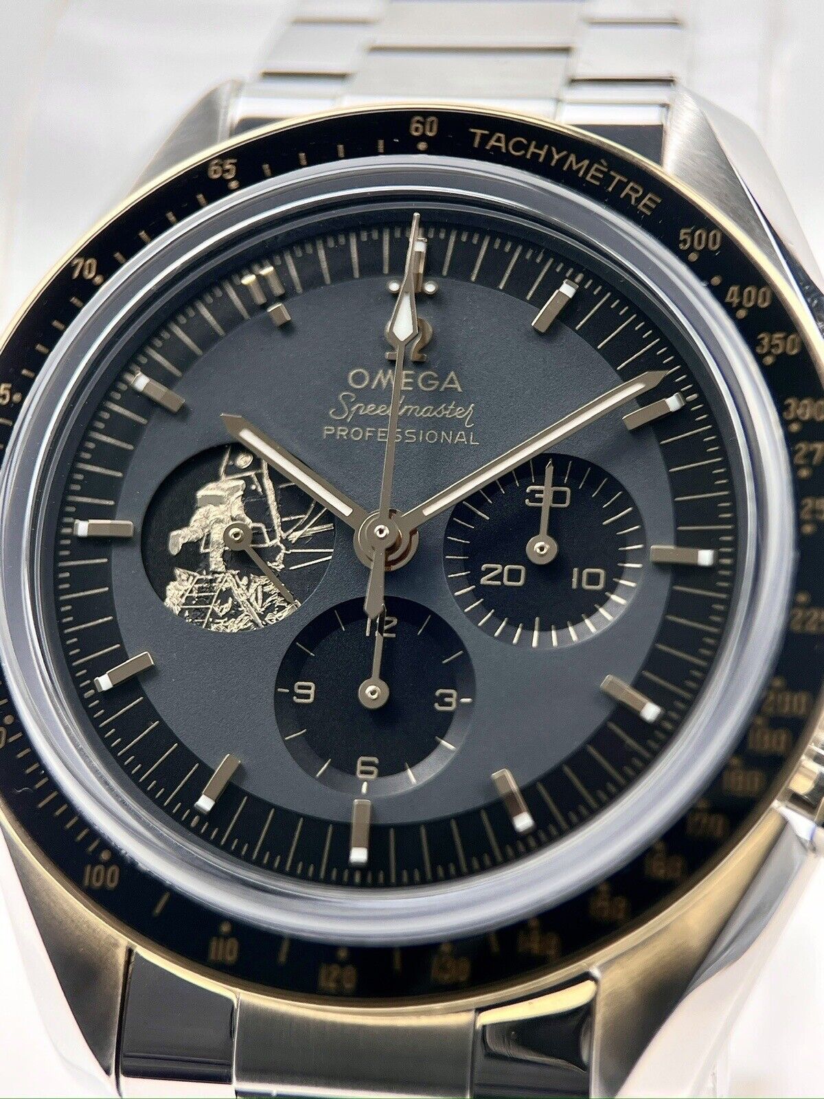 Omega Speedmaster Apollo 11 50th Anniversary 310.20.42.50.01.001 - Box/Papers