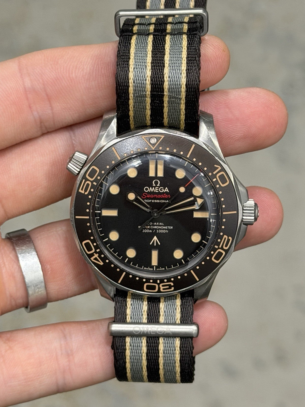 Omega Seamaster NTTD James Bond 007 No Time To Die Watch 210.92.42.20.01.001