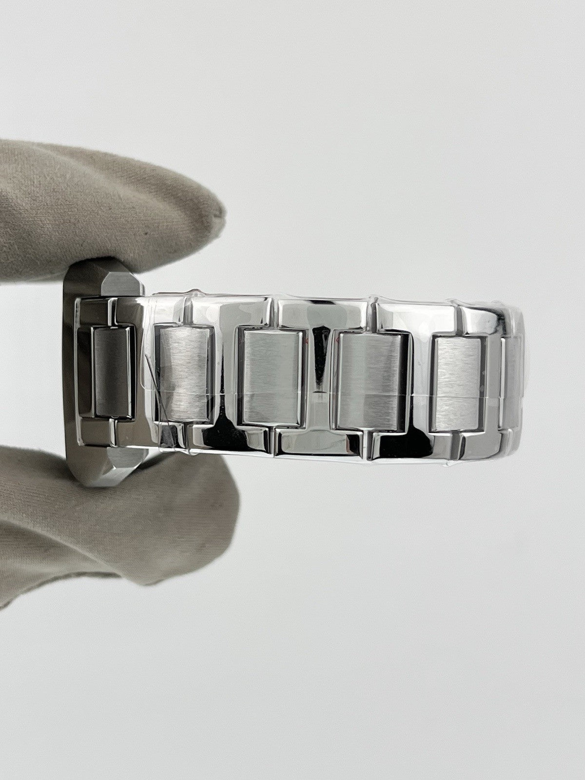 Jaeger LeCoultre Reverso Squadra Stainless Steel Diamond Women's Watch 234.8.47