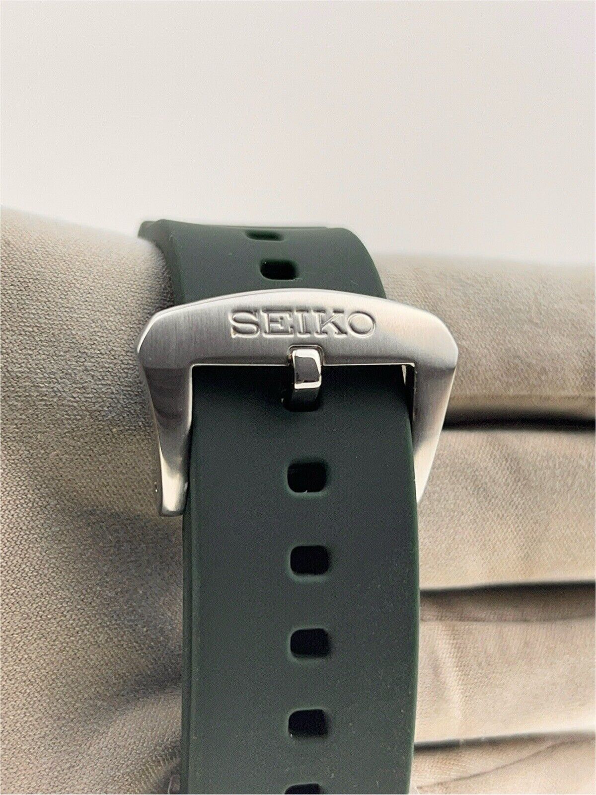 Seiko Prospex Steel Green 44mm Automatic Men’s Watch SLA047 - Box/Papers