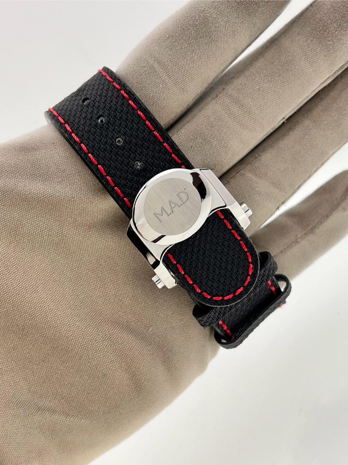 MB&F M.A.D 1 Stainless Steel Red Dial 42mm Automatic Movement Mens Edition 1
