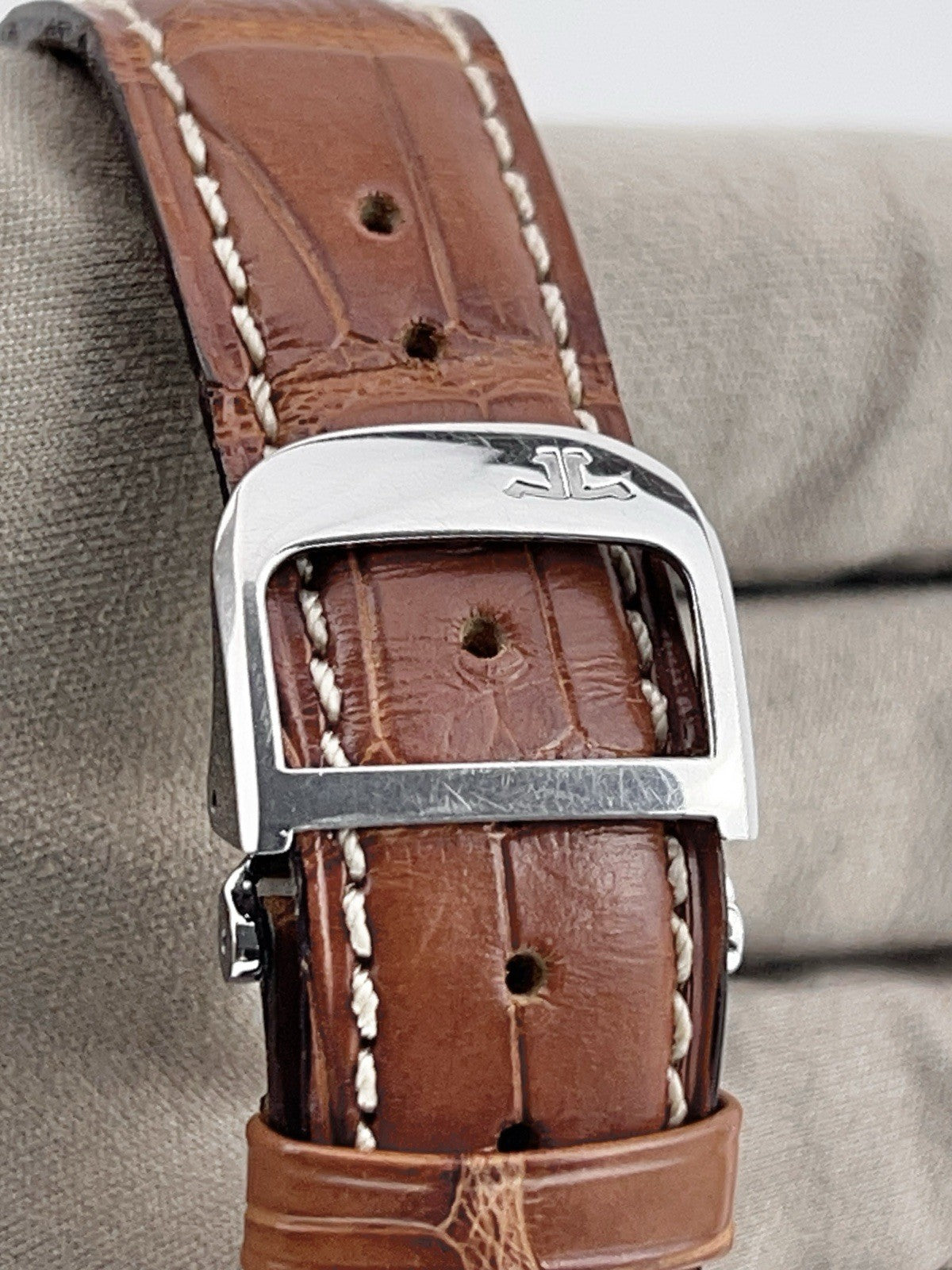 Jaeger LeCoultre Stainless Steel Silver Dial 38mm Automatic Men's Watch 142.8.92