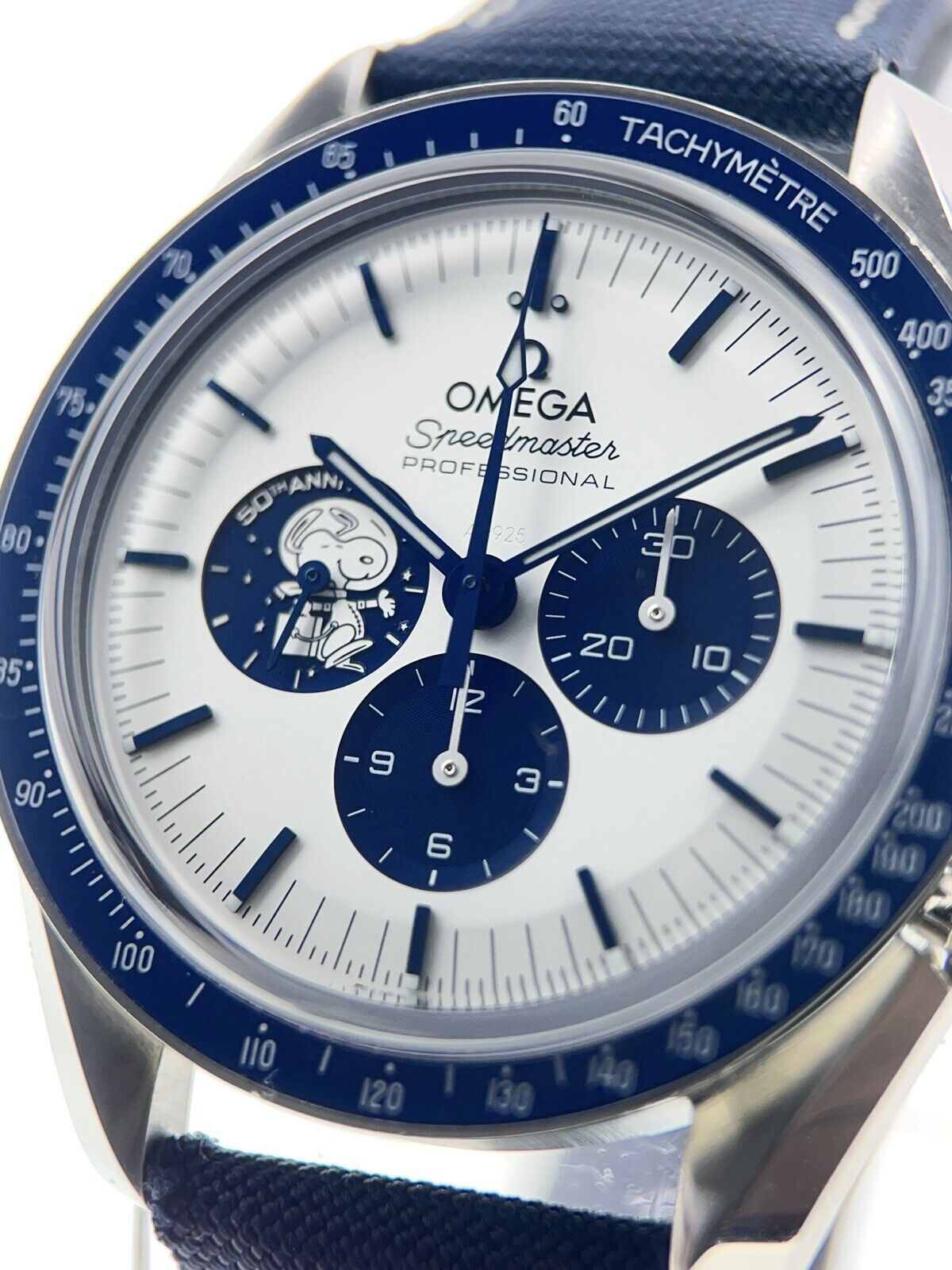 Omega Speedmaster Silver Snoopy Award 50th Anniversary 310.32.42.50.02.001 2023