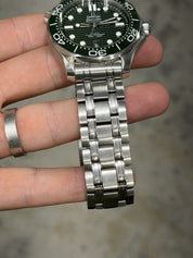 2025 Omega Seamaster Green Dial Steel 42mm Automatic Mens 210.30.42.20.10.001