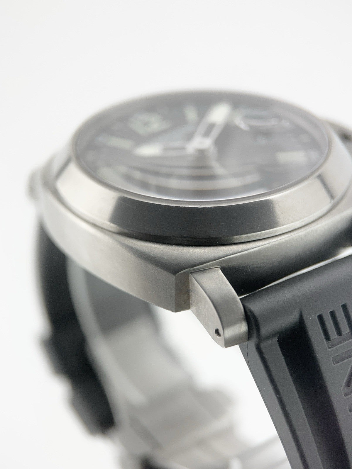 Panerai Luminor GMT Titanium Grey Dial PAM00089
