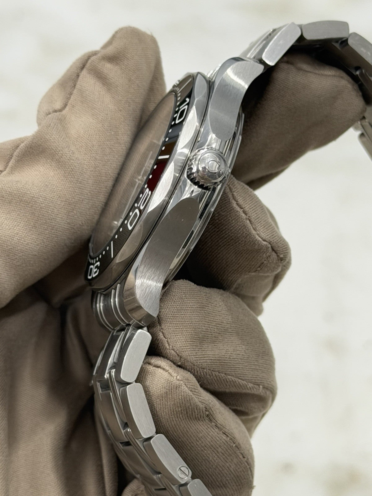 Omega Seamaster Professional 300m Diver Black Ceramic Watch 210.30.42.20.01.001