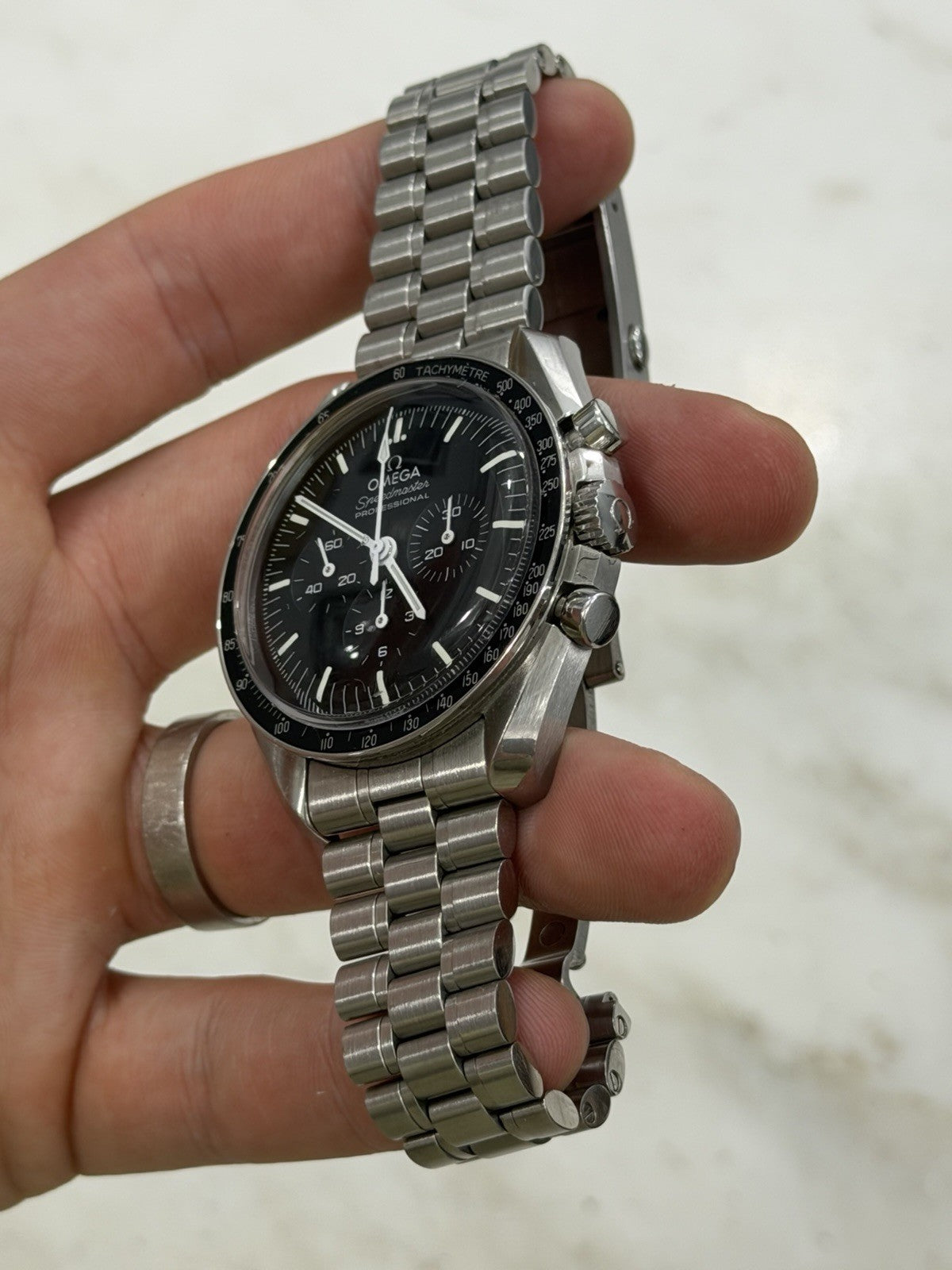 OPEN Omega Speedmaster Black Dial 42mm Manual Mens Watch 310.30.42.50.01.001