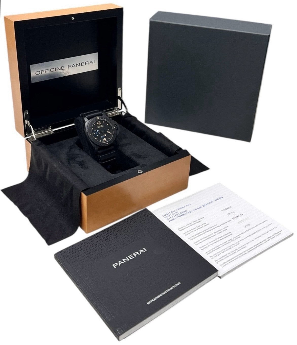 Panerai Luminor Submersible Carbon Black Dial 47mm Automatic Mens Watch PAM00616