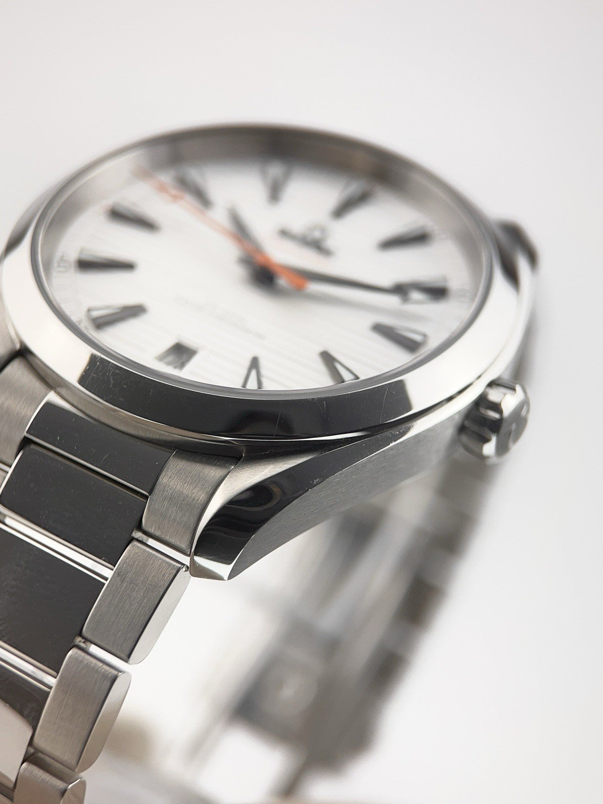 Omega Seamaster Stainless Steel White Dial 41mm Automatic 220.12.41.21.02.002