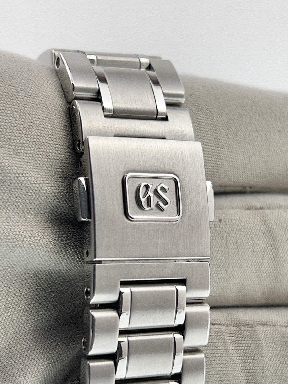 Grand Seiko Heritage Stainless Steel Blue Dial 40mm Automatic Mens SBGA375
