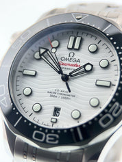 Omega Seamaster Diver Steel White Dial 42mm Automatic Mens 210.30.42.20.001
