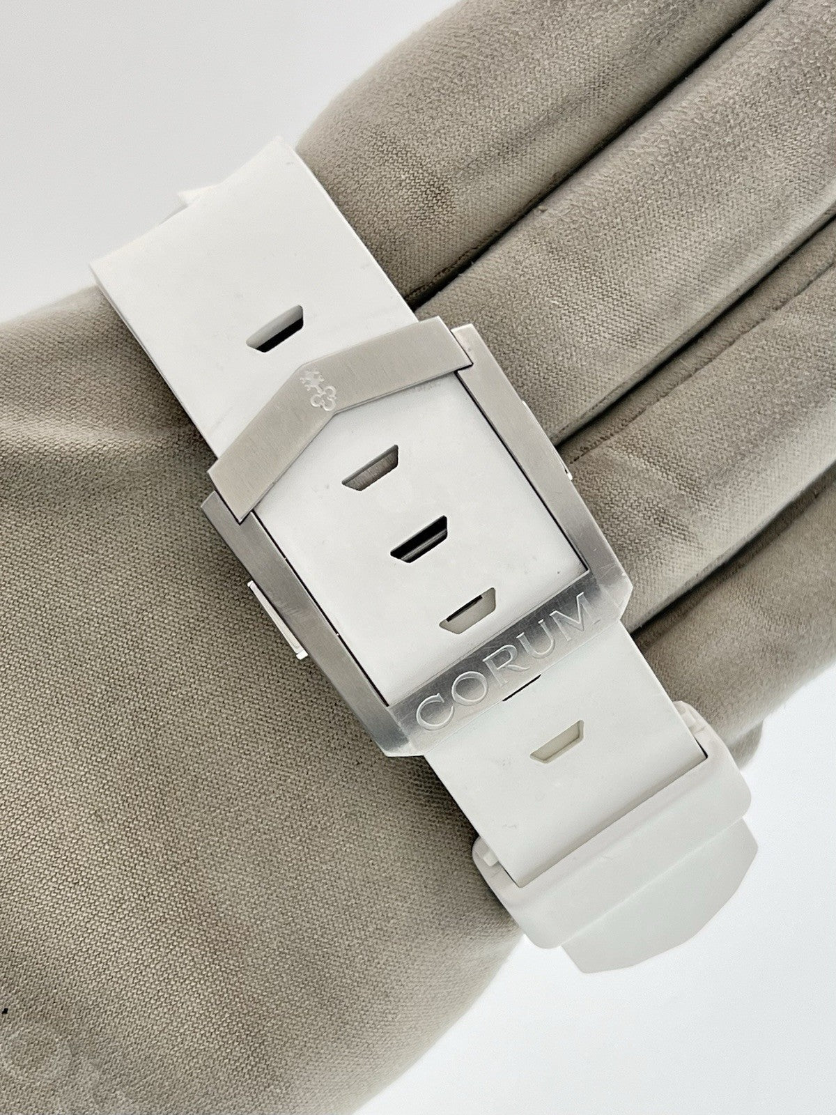Corum Admirals Cup Stainless Steel White Dial 44mm Automatic Men’s Watch 1.0089