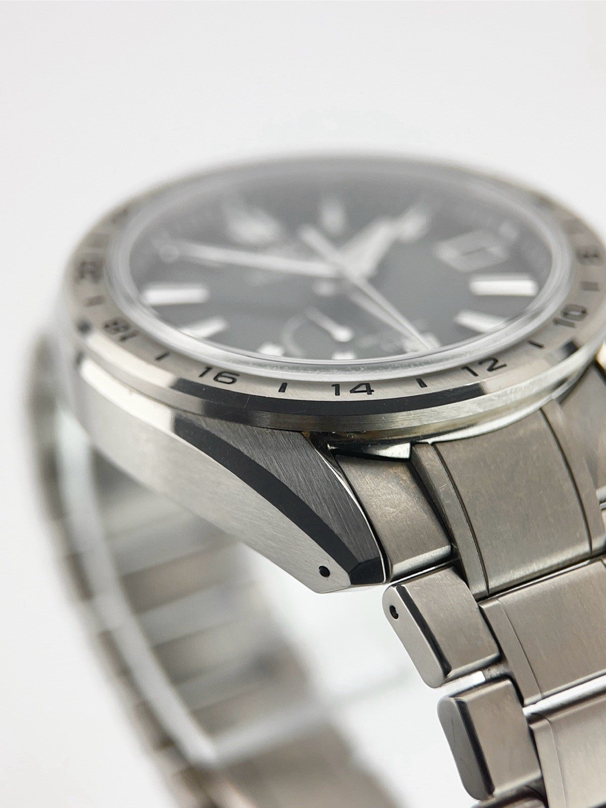 Grand Seiko Evolution Titanium Black Dial 41mm Automatic Men's Watch SBGE283G