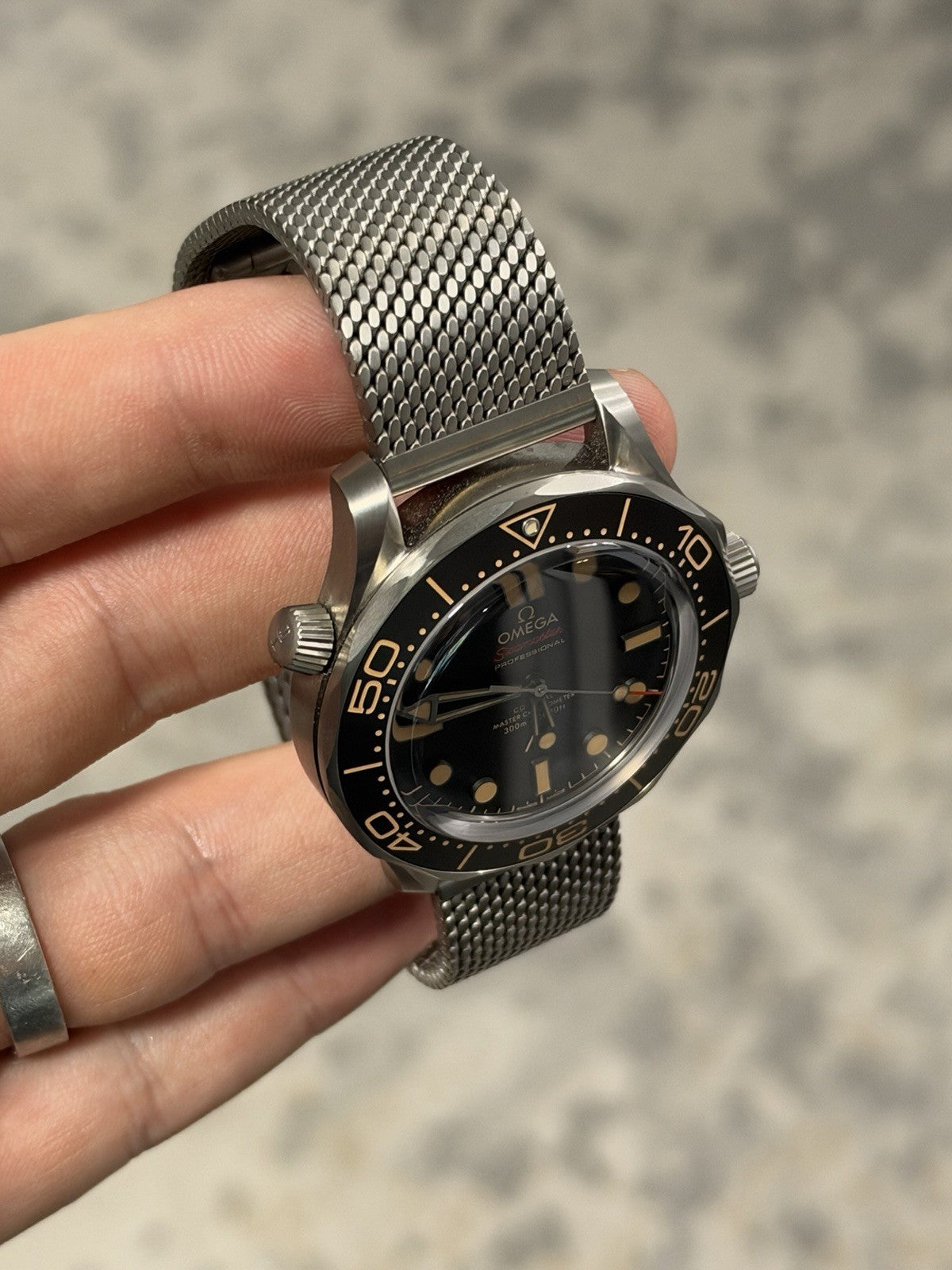 2022 Omega Seamaster James Bond No Time To Die Men's Watch 210.90.42.20.01.001