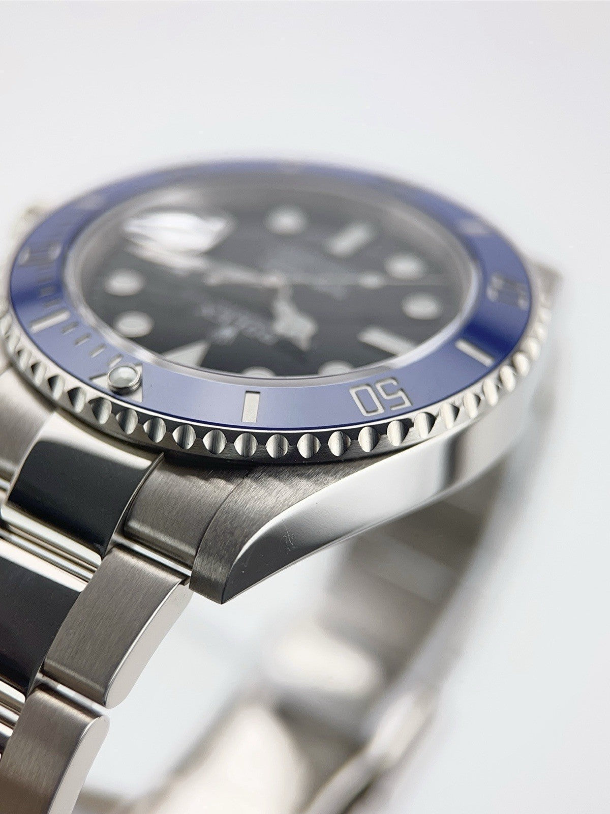 Rolex Submariner 18k White Gold 126619