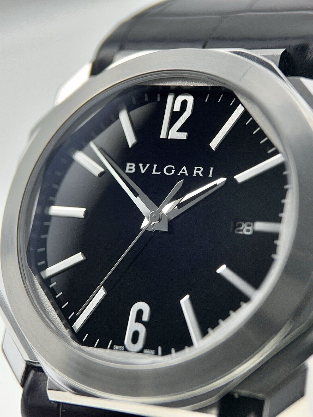 Bulgari Octo Stainless Steel 41mm Automatic Men’s Watch BG041BSLD - Full Set