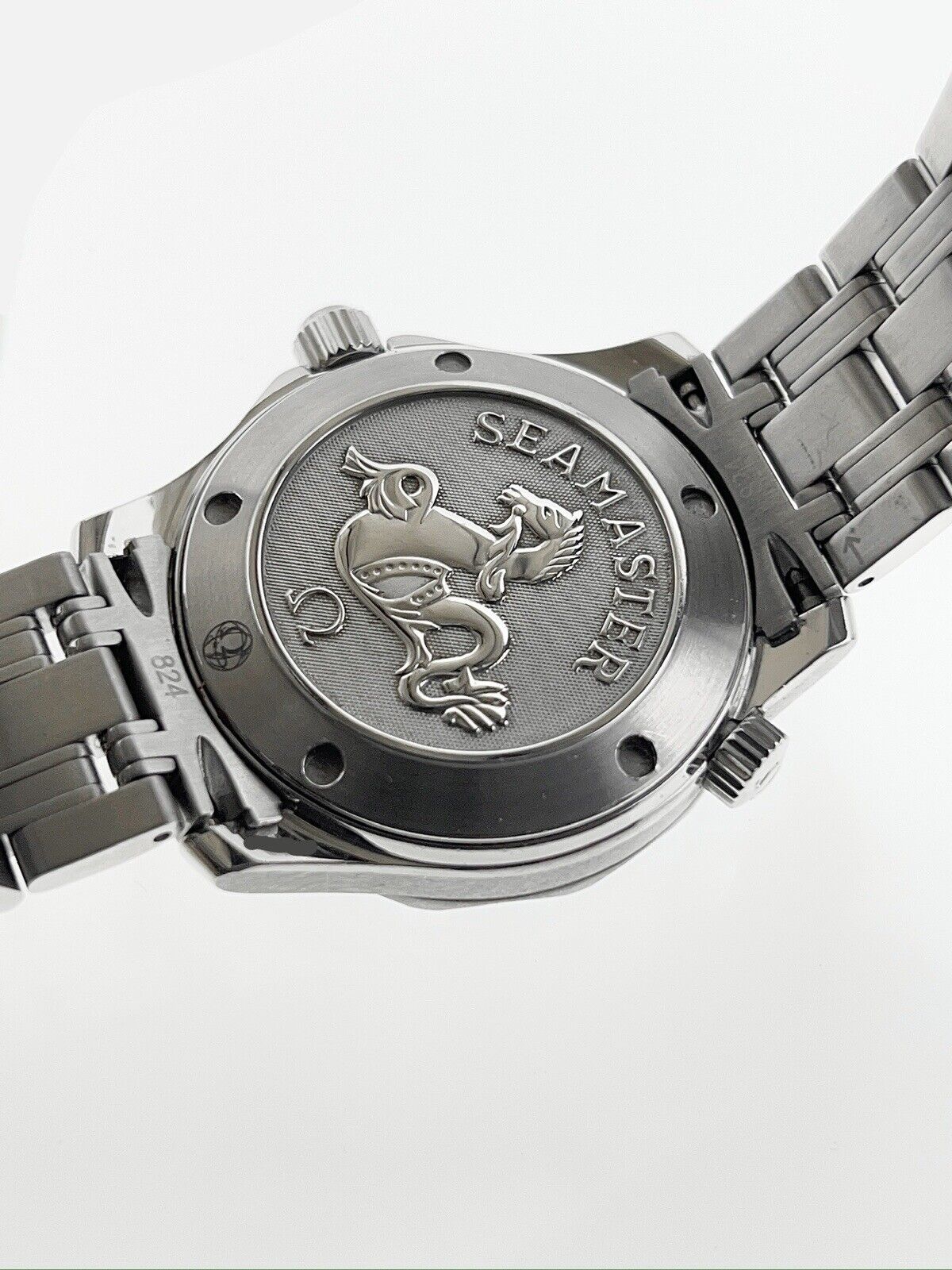 Omega Seamaster Diver 300m Stainless Steel 36mm Quartz Men's Watch