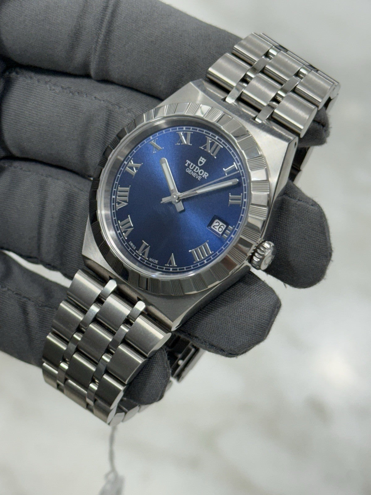 38mm Tudor Royal 28500